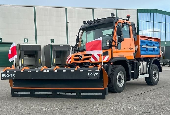 Mercedes-Benz Unimog U 427