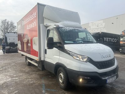 Transporter mit Koffer Iveco Daily gebraucht