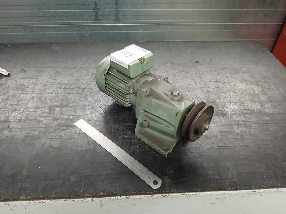 VEB - Gearing Engine