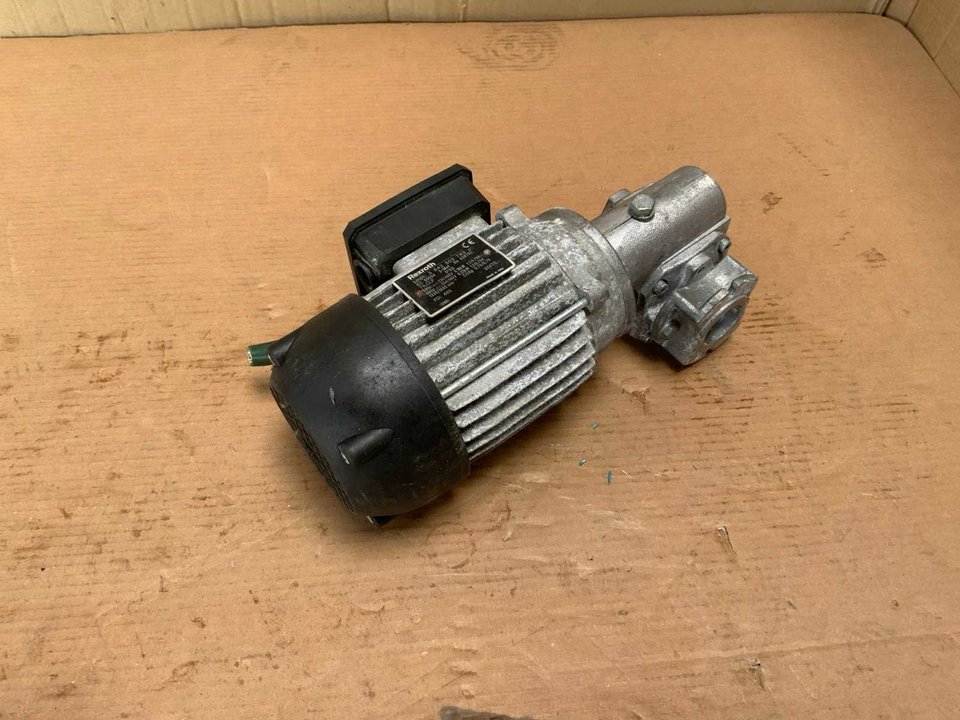 Rexroth MNR: 842 503 783 Three-Phase Gear Motor