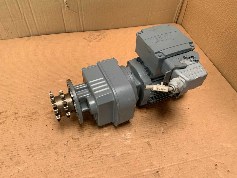 SEW-Eurodrive RF27 DRS71S4/ASB8/TF Electric Motor with Gearbox