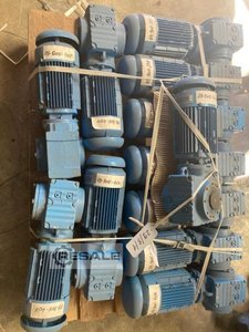 Gear motors SEW-EURODRIVE SA57DT80N4/C 0,7