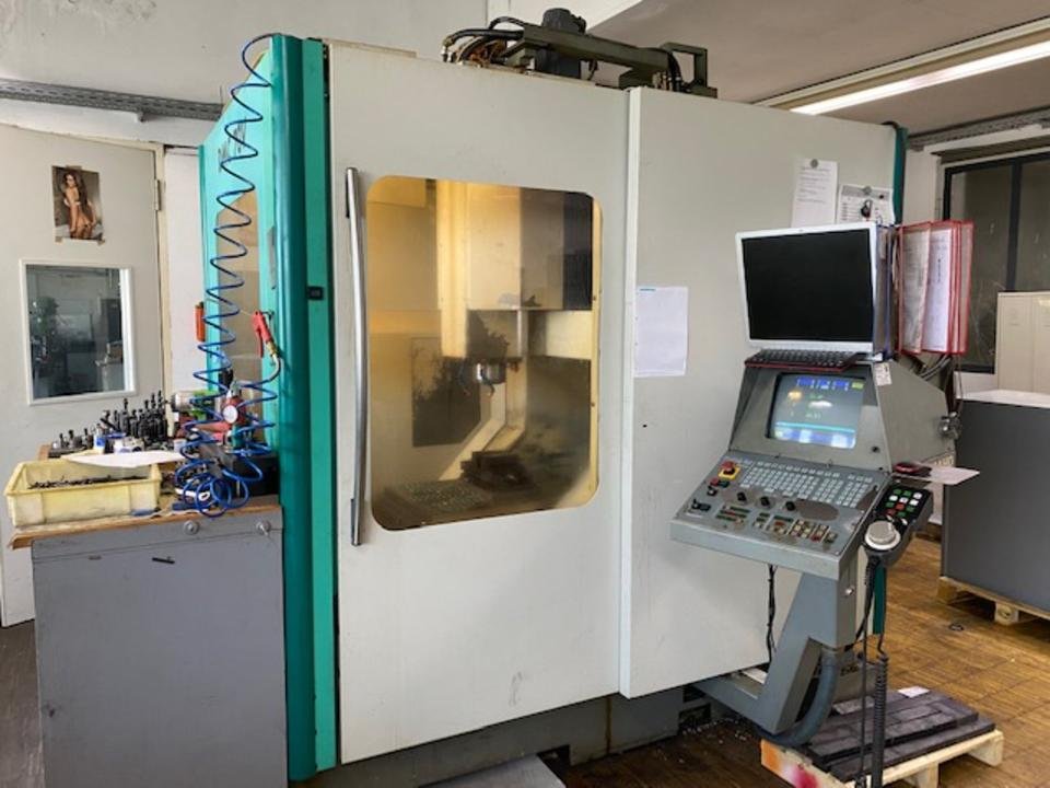 3-Achs CNC Fräsmaschine Deckel Maho DMC 70 V