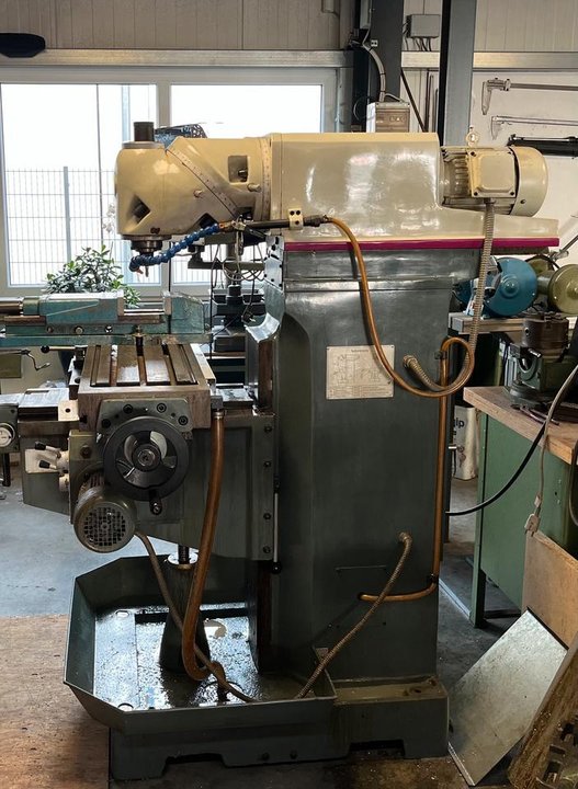 Universal-Fräsmaschine Optimum UWF 100