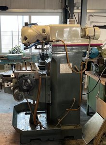 Universal-Fräsmaschine Optimum UWF 100