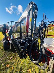 Rückewagen, Farmi Rückewagen FT9 & Forstkran CR57 Auflaufgebremst