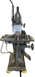 Deckel FP1 Universal Fräsmaschine SK40 + Rundtisch und Zubehör