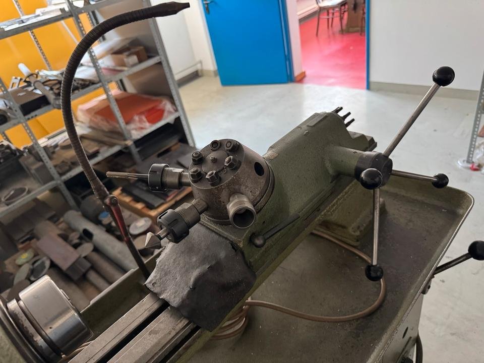 Werkzeugschleifmaschine