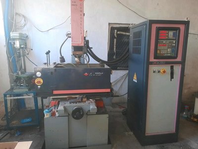 Senkerodiermaschine CDM Rovella