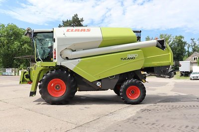Claas TUCANO 320+C 490