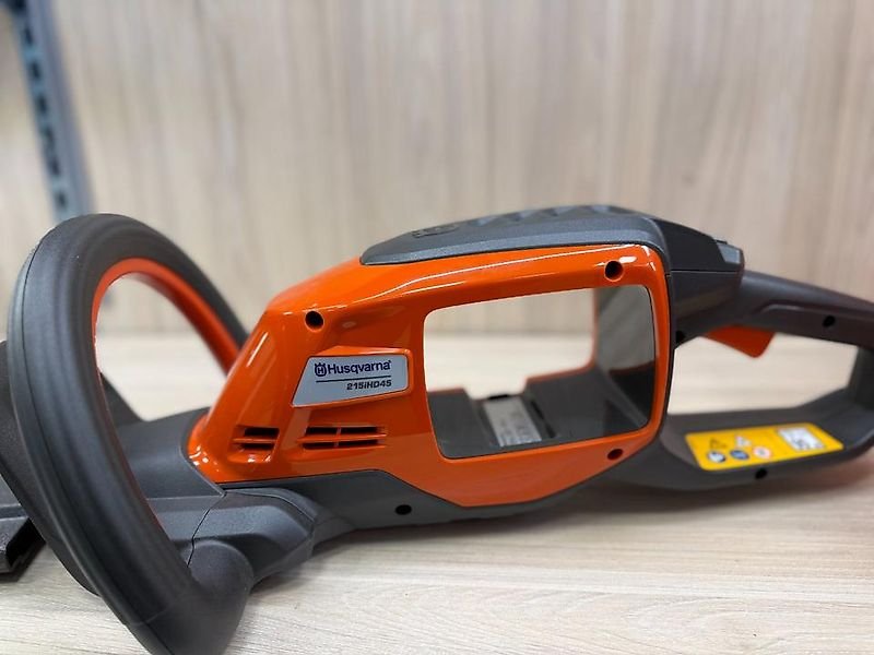Husqvarna 215iHD45 Heckenschere