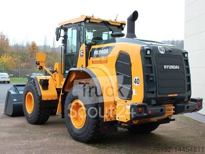 Radlader mit Hydr. SW Erdschaufel L70 Hyundai HL 940 A  inkl. Hydr. Schnellwechsler & Erdschaufel  Neu gebraucht