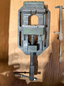 Maschinenschraubstock Schraubstock für Bohrmaschine Fräsmaschine
