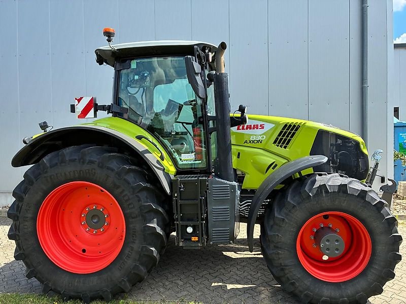 Claas Axion 830 CMATIC
