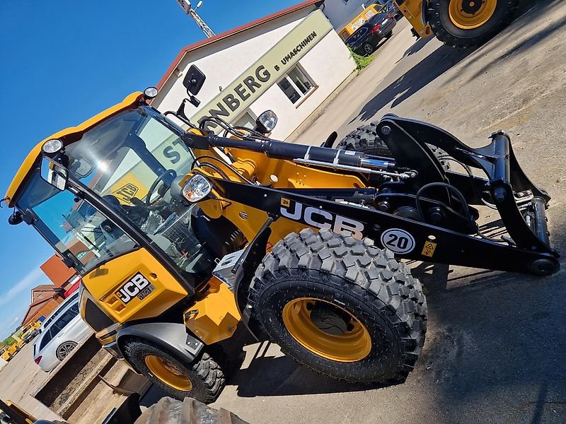 JCB 406