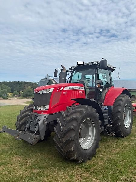 Massey Ferguson 7726