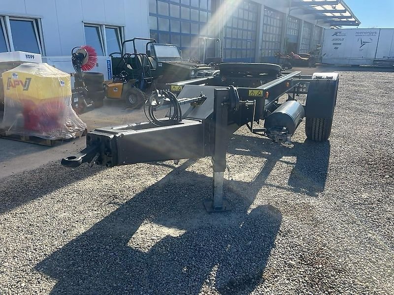 Fliegl Dolly-1-Achse, 12 t, schwarz lackiert