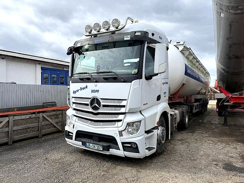 Mercedes-Benz Mercedes LKW Agrotrac Allrad Sattelzugmaschine 323000km