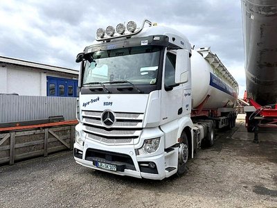 Mercedes-Benz Mercedes LKW Agrotrac Allrad Sattelzugmaschine 323000km