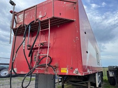 Abschiebewagen - Schubbodenanhänger Knapen 60m³