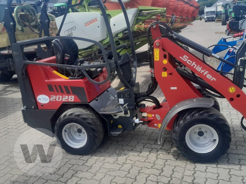 Schäffer 2028 Hoflader