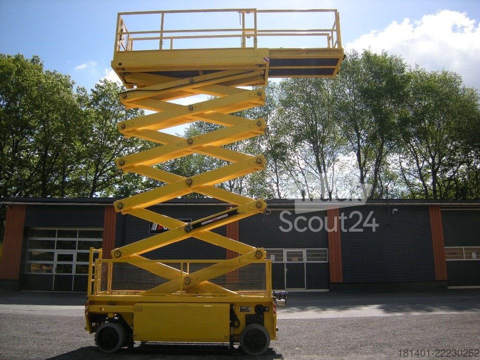 Scherenhebebühne Holland Lift HL190E12 gebraucht
