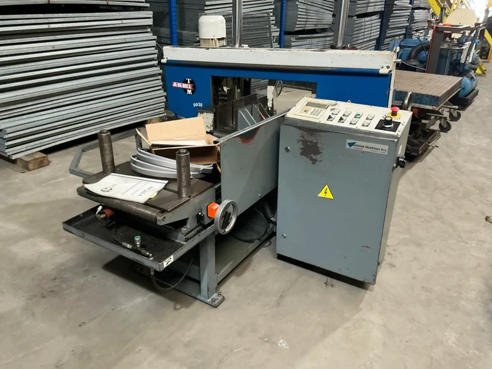 2001 TM Jesenice Metal-Bandsägemaschine