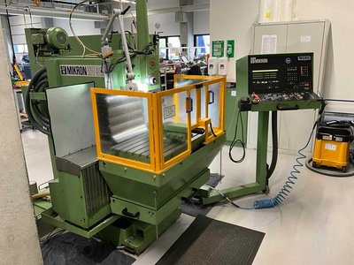 MIKRON - WF 31C - CNC Universal-Werkzeugfräsmaschine