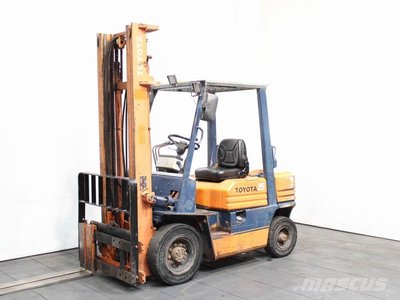 Toyota 02-5 FD 25