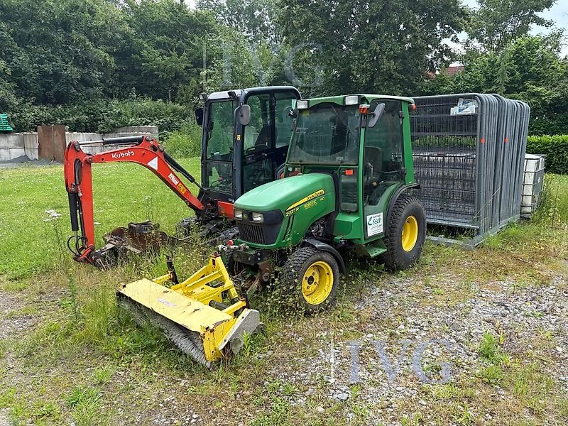 John Deere 2027 R HST