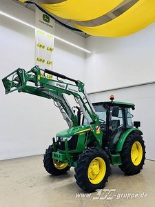 John Deere 5075E