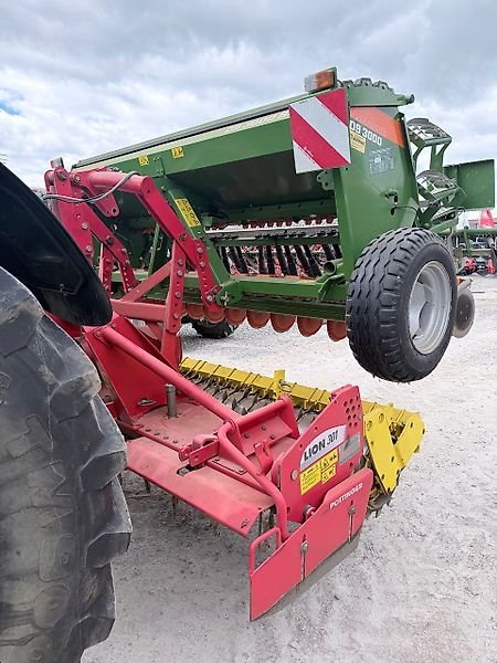 Amazone Pötttinger Lion 301 / Amazone D9 Super