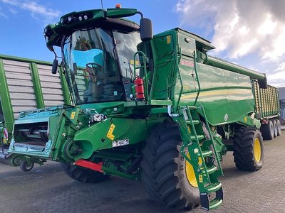 John Deere T 670 Allrad
