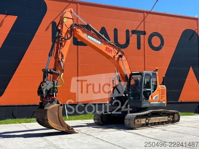 Raupenbagger Doosan DX 235 LCR-5 3 D / TILTROTATOR / CENTRAL LUBRIC... gebraucht