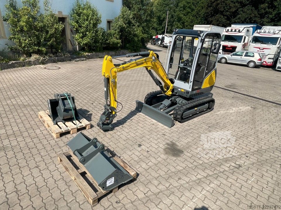 Kettenbagger WACKER NeusonET24 MS03 Powertilt Lasthaken 2xTL, 1x GRs neu