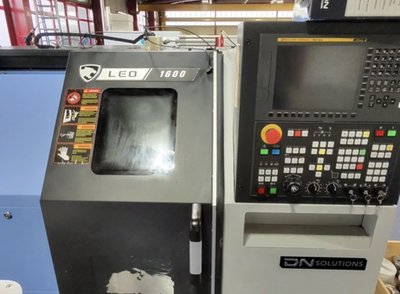 Doosan LEO 1600 CNC vertical turret lathe