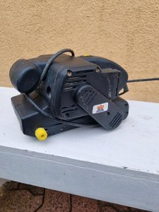 Bandschleifmaschine/Bandschleife