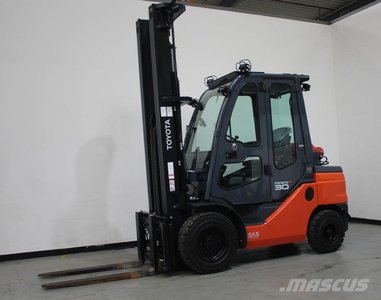 Toyota 06-8FG30F
