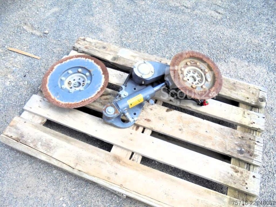 Tandemwalze Hamm Kantenschneidgerät KSG HD 12 etc. gebraucht