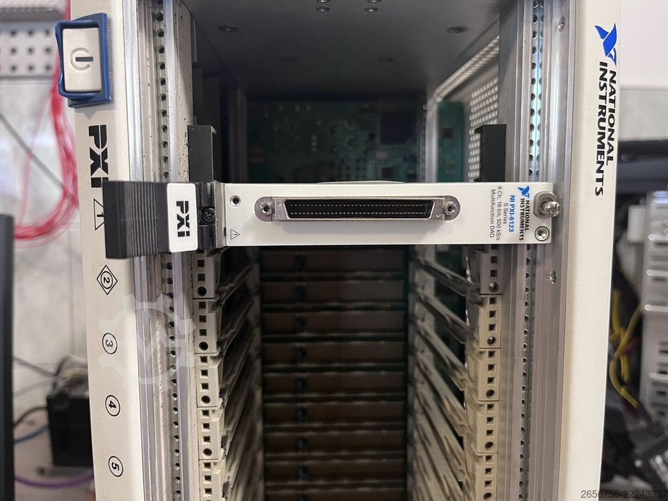 National Instruments PXI-6123