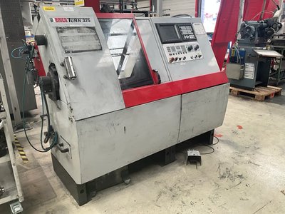 Emco Turn 325-1 CNC-Drehbank Center