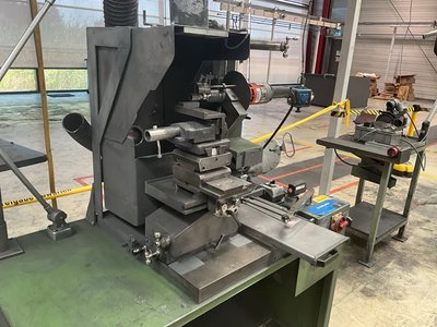 Schleifmaschine