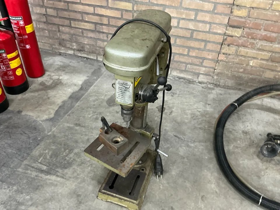 1986 Huvema HU-13G Säulenbohrmaschine
