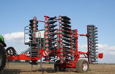 Unia Ares HP XXL 6 Kurzscheibenegge 660 mm Scheiben Hydr. Tiefenverstellung