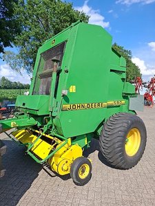 John Deere 590