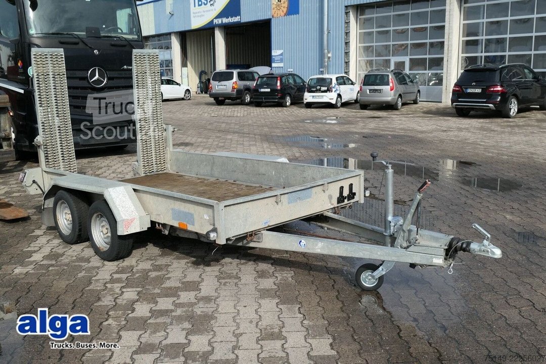 PKW-Anhänger HUMBAUR HS 303016, Rampen, Tandem, Verzinkt, 2,2to. NL gebraucht