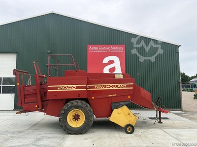 New Holland D2000