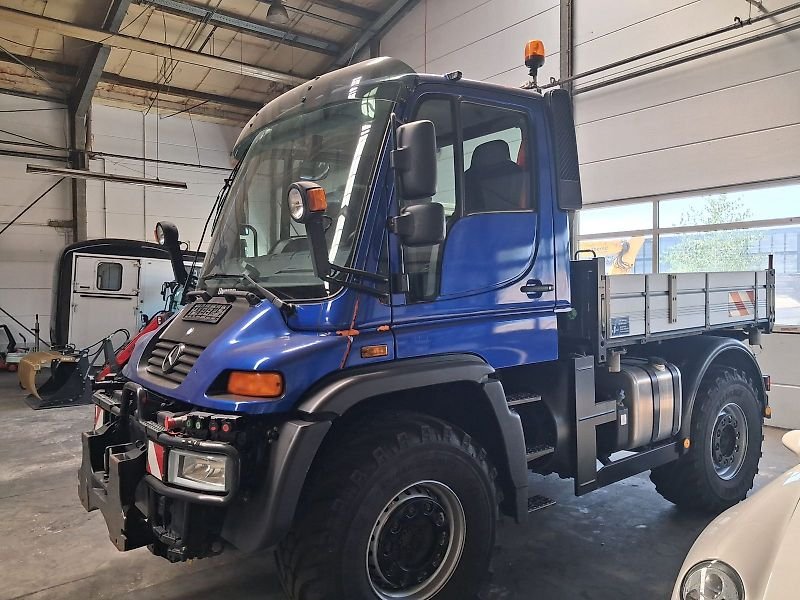 Mercedes-Benz Unimog U400