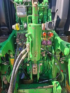 John Deere 6250R