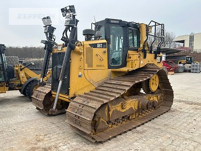 Caterpillar D6TM